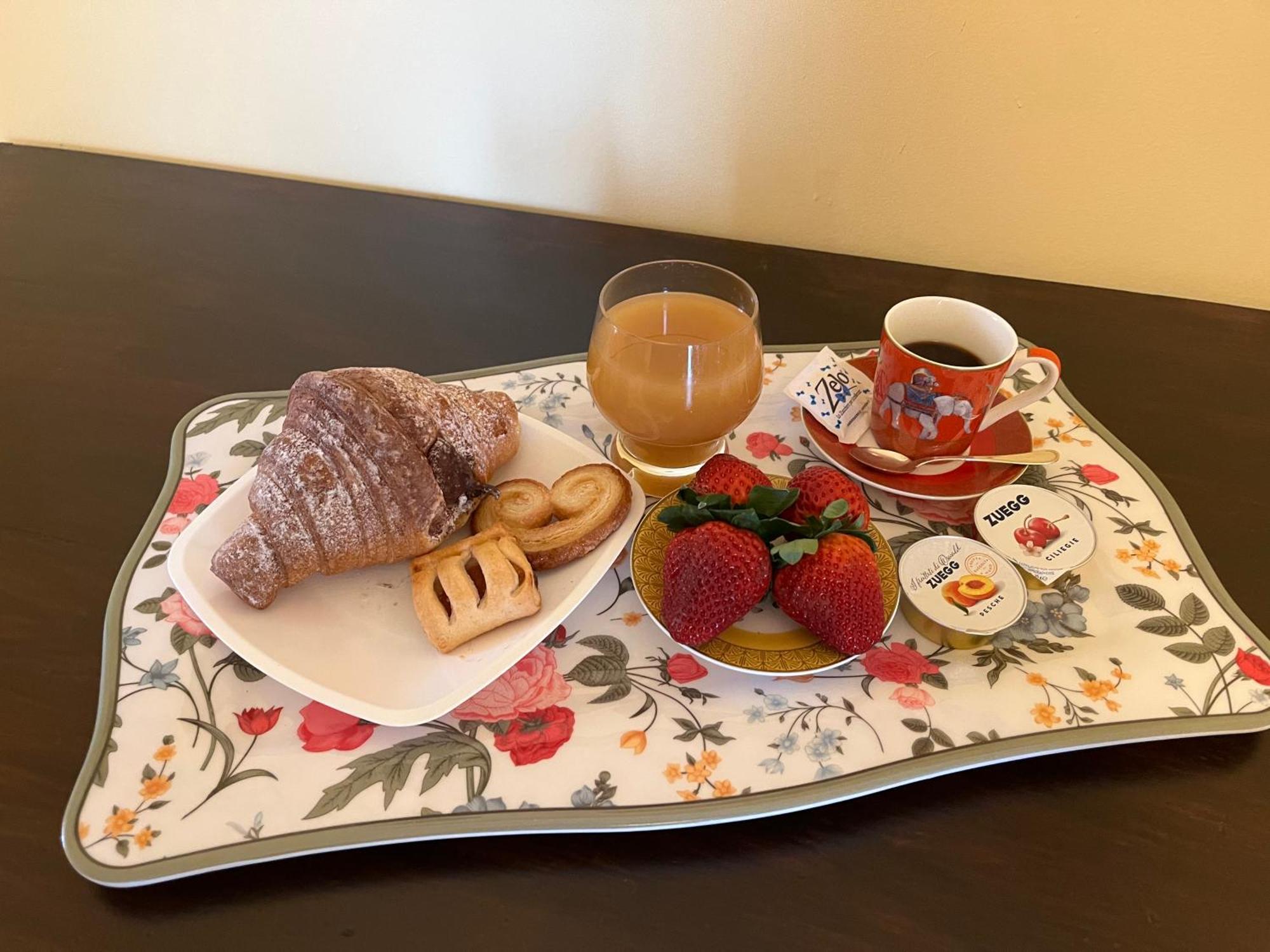 B&B Candido Vacanze 莫迪卡 外观 照片